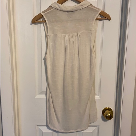 Lucky Brand sheer front sleeveless top - Picture 4 of 5